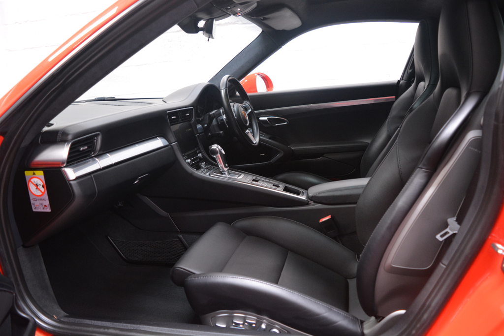 Porsche 911 Coupe Orange #21