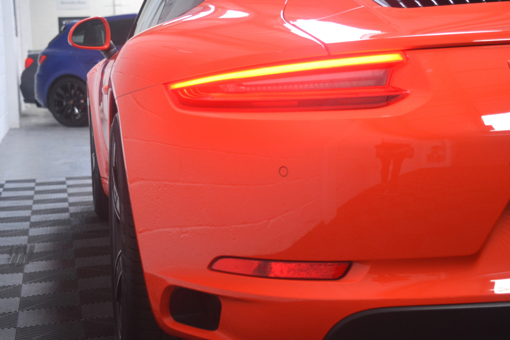 Porsche 911 Coupe Orange #40