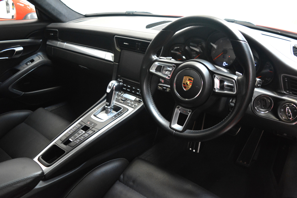 Porsche 911 Coupe Orange #14