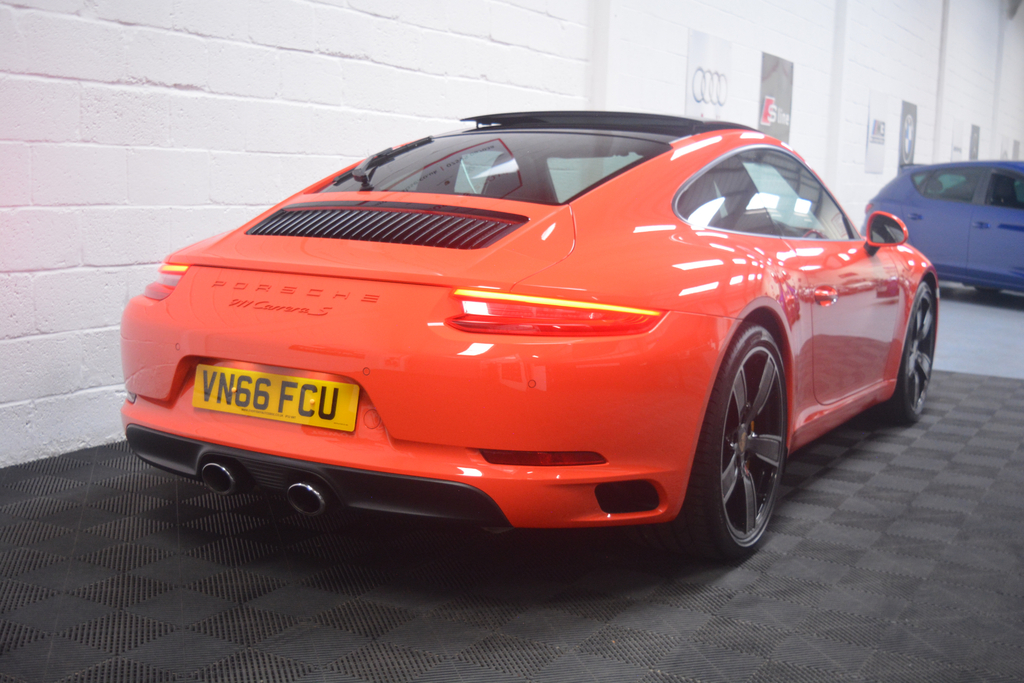 Porsche 911 Coupe Orange #34