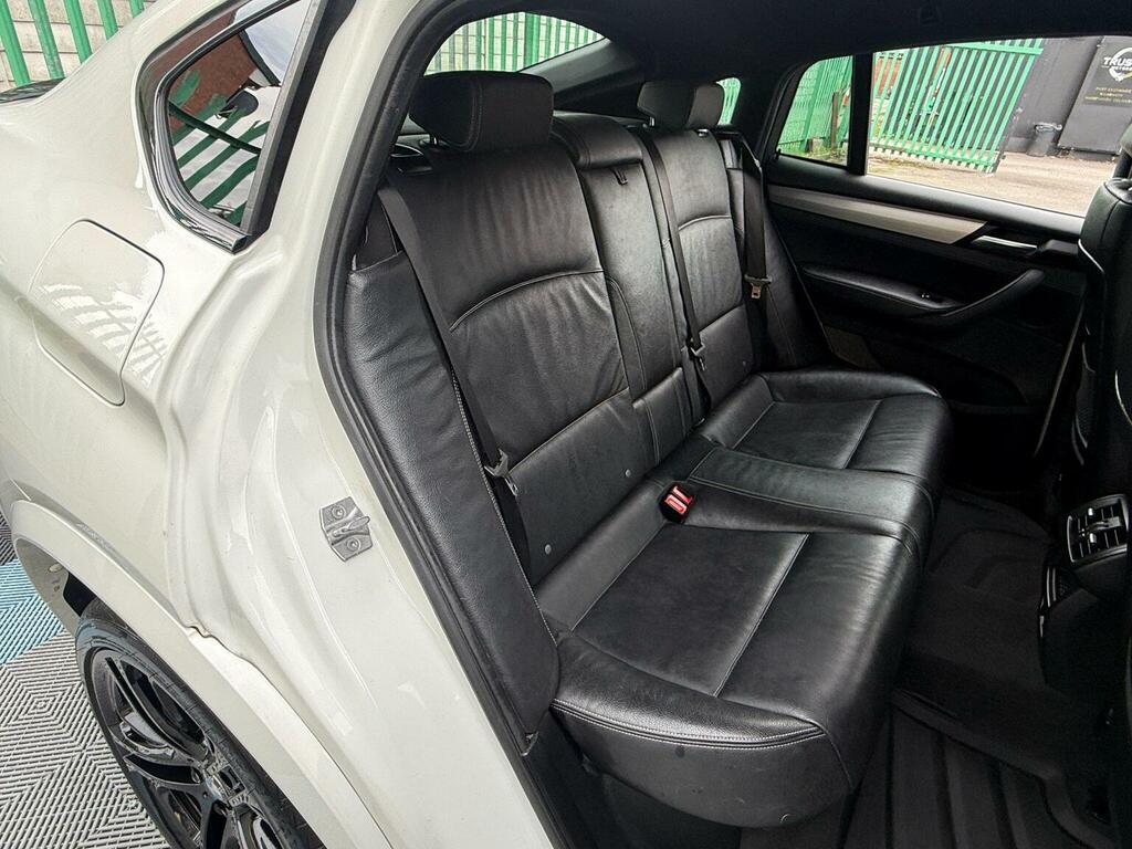 BMW X4 2L M Sport Black #24