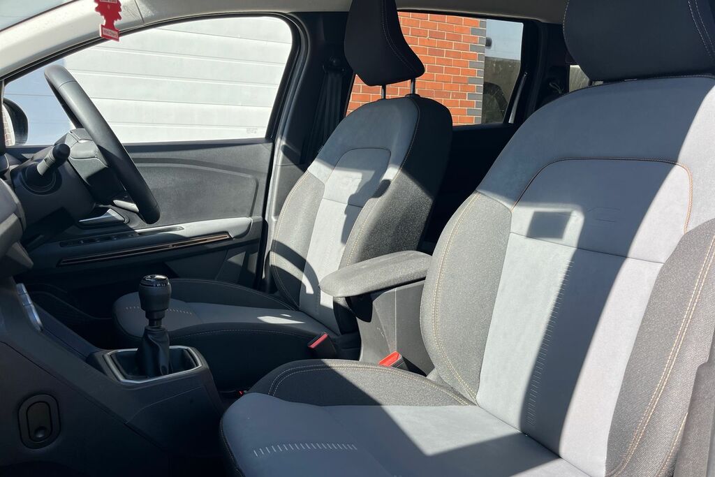 Dacia Jogger 1.0 Tce Essential White #19