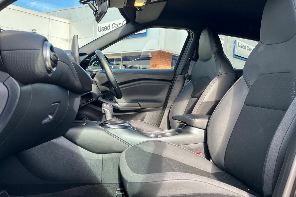 Nissan Juke Acenta Premium Silver #19