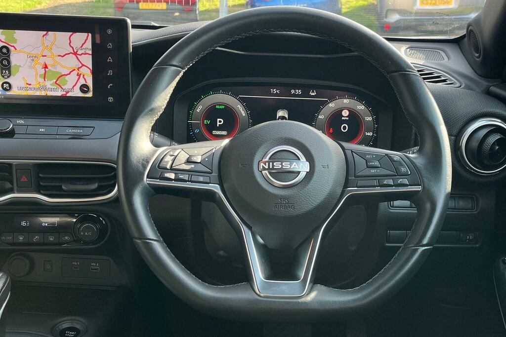 Nissan Juke Acenta Premium Silver #12
