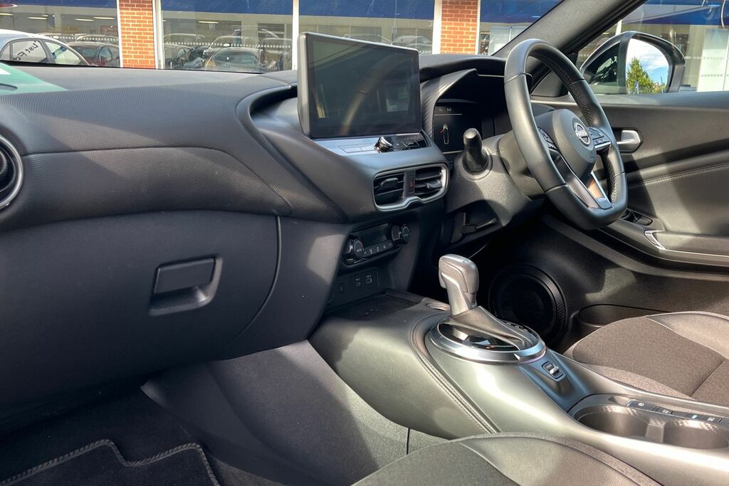 Nissan Juke Acenta Premium Silver #18