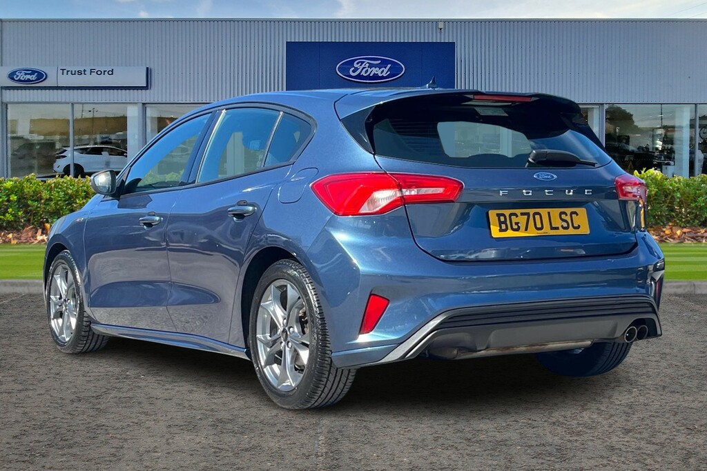 Ford Focus 1.0T Ecoboost St-line Hatchback Blue #2