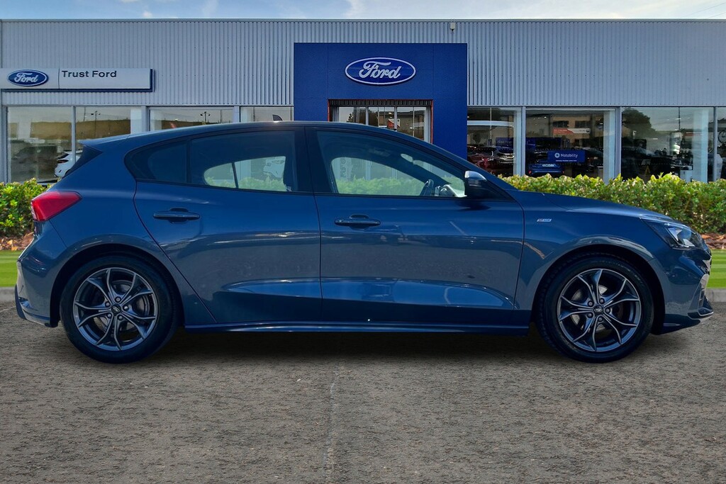 Ford Focus 1.0T Ecoboost St-line Hatchback Blue #3