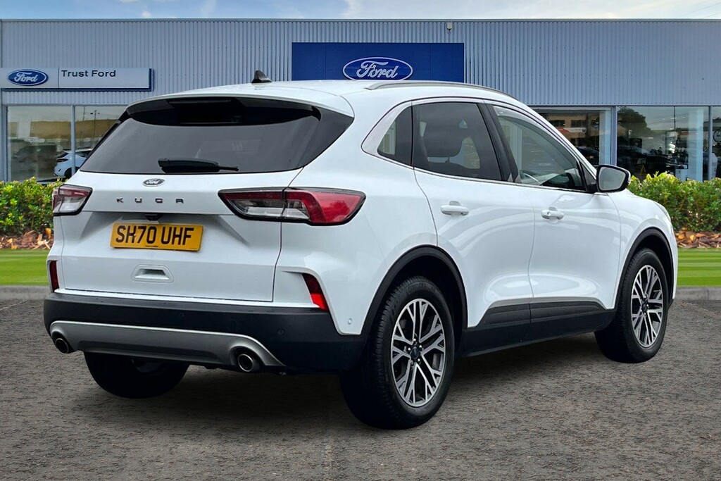 Ford Kuga 1.5 Ecoboost 150 Titanium First Edition White #4