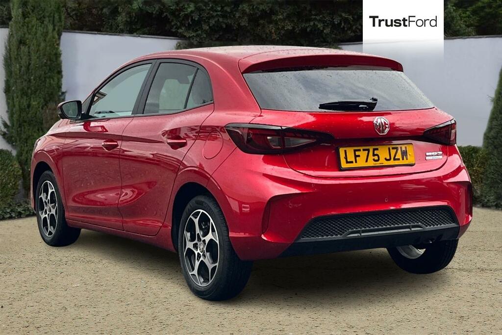 MG MG3 1.5 Hybrid Trophy Red #2
