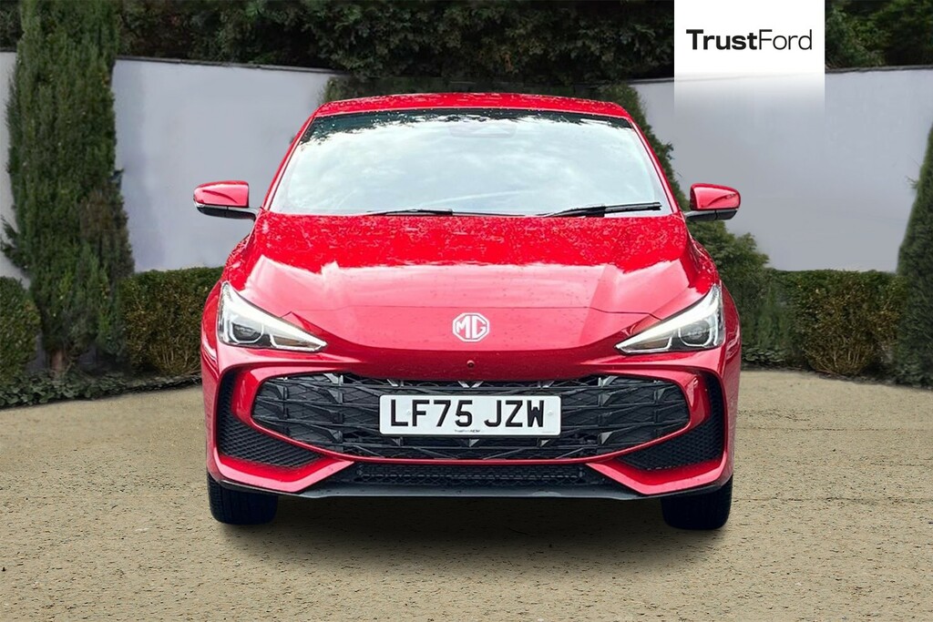 MG MG3 1.5 Hybrid Trophy Red #6