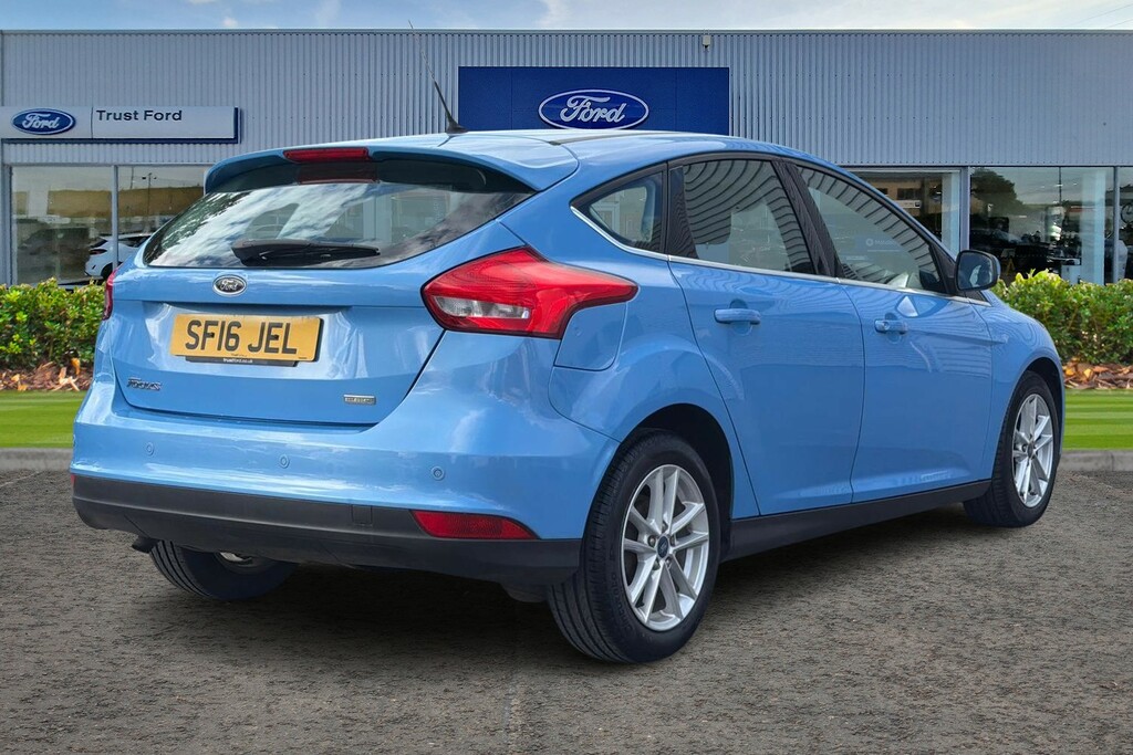 Ford Focus 1.0T Ecoboost Zetec Hatchback 1 Blue #4