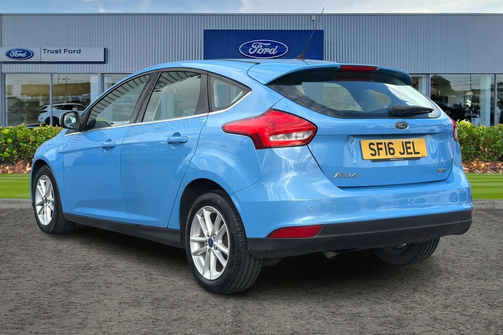 Ford Focus 1.0T Ecoboost Zetec Hatchback 1 Blue #2