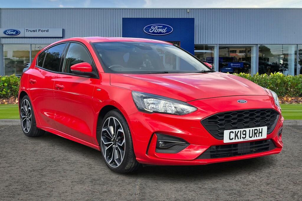 Ford Focus 1.0 Ecoboost 125 St-line X Red