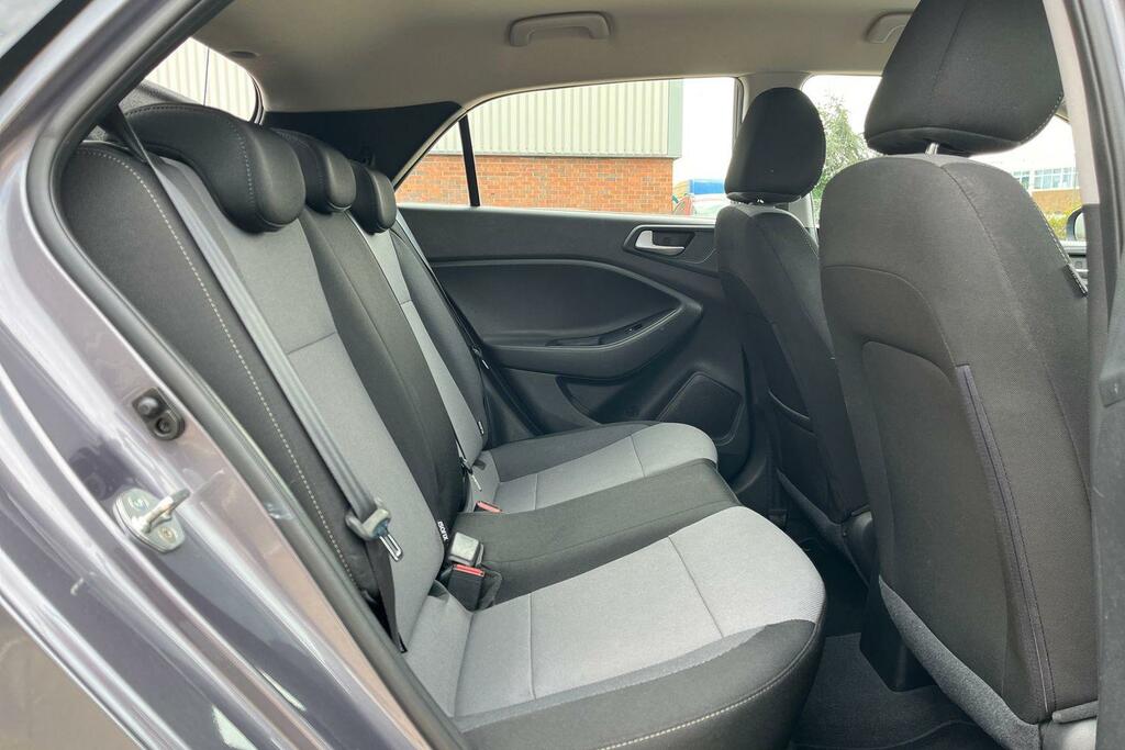 Hyundai I20 Hatchback Blue #24