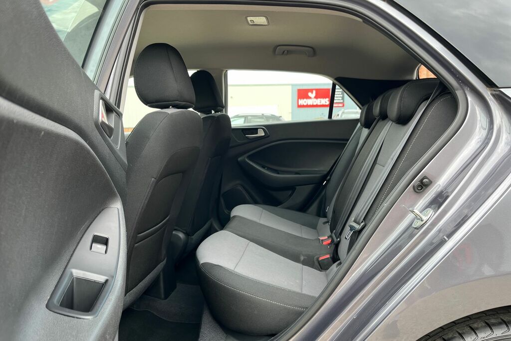 Hyundai I20 Hatchback Blue #23