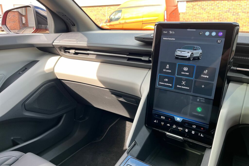 Ford Explorer 210Kw Select 77Kwh Black #35