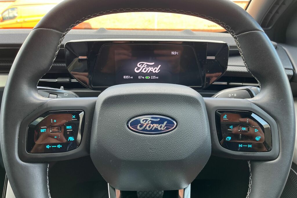 Ford Explorer 210Kw Select 77Kwh Black #12