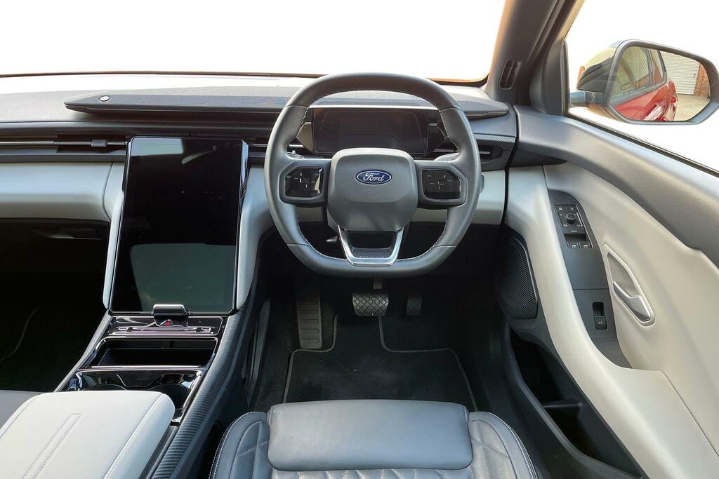 Ford Explorer 210Kw Select 77Kwh Black #11