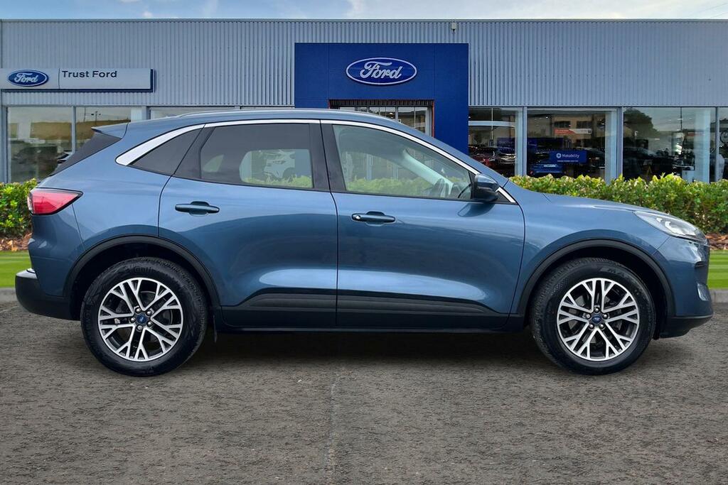 Ford Kuga 1.5 Ecoboost 150 Titanium Edition Blue #3