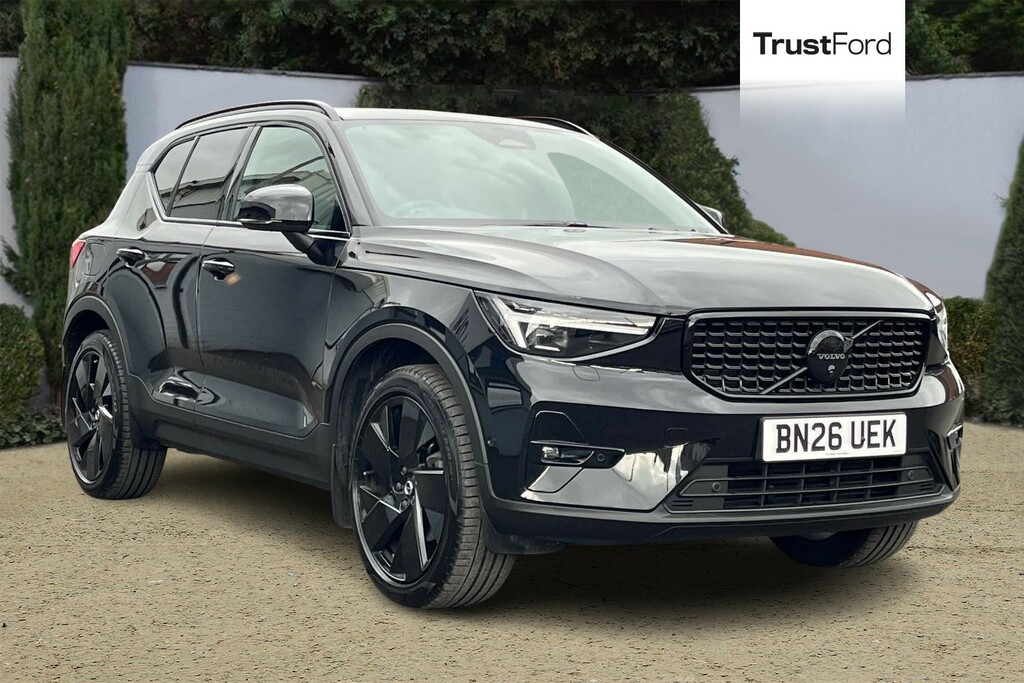 Volvo XC40 2.0 B4p Plus Pro Black Edition Black