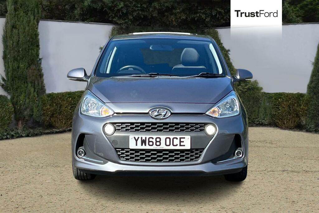 Hyundai I10 Hatchback White #6