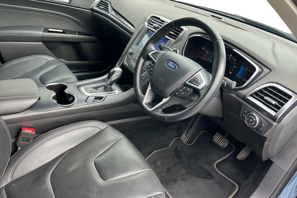 Ford Mondeo St-line Edition Ecoblue Red #9