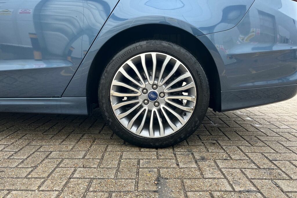 Ford Mondeo St-line Edition Ecoblue Red #8