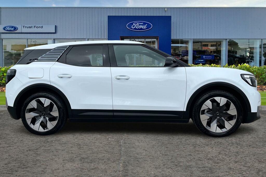 Ford Explorer Extended Range 77Kwh Premium Suv White #3