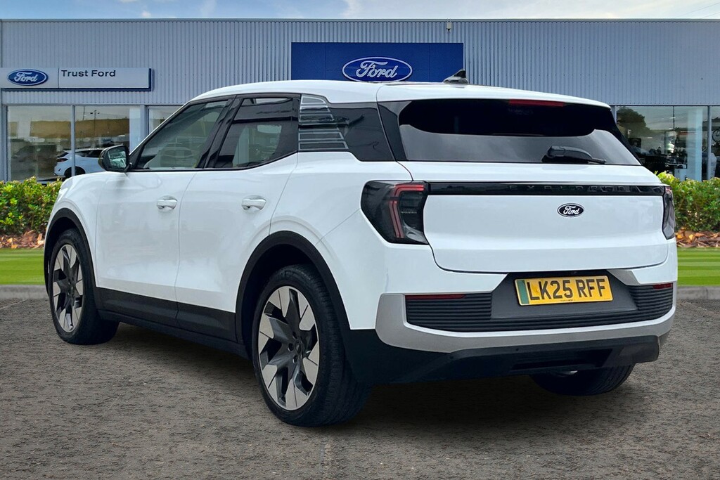 Ford Explorer Extended Range 77Kwh Premium Suv White #2