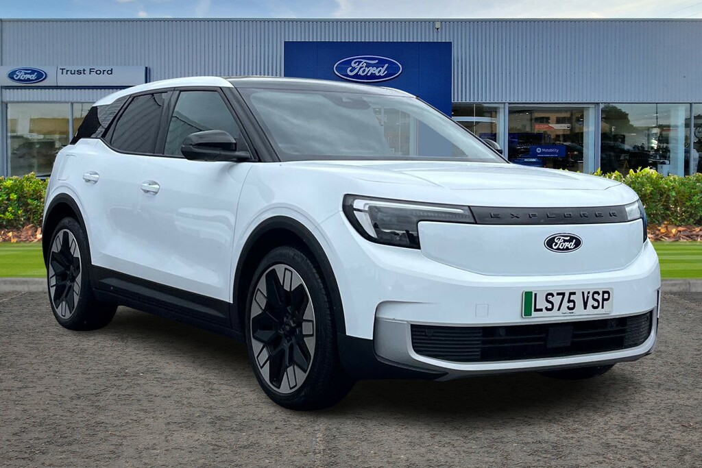 Ford Explorer Premium White