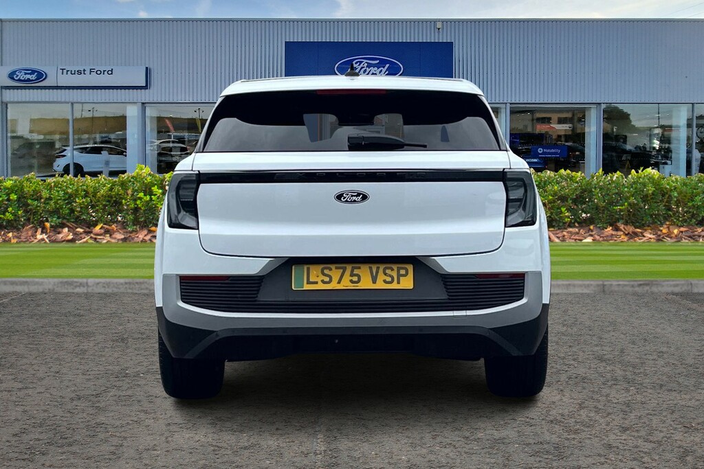 Ford Explorer 210Kw Select 77Kwh 2025 Grey #7
