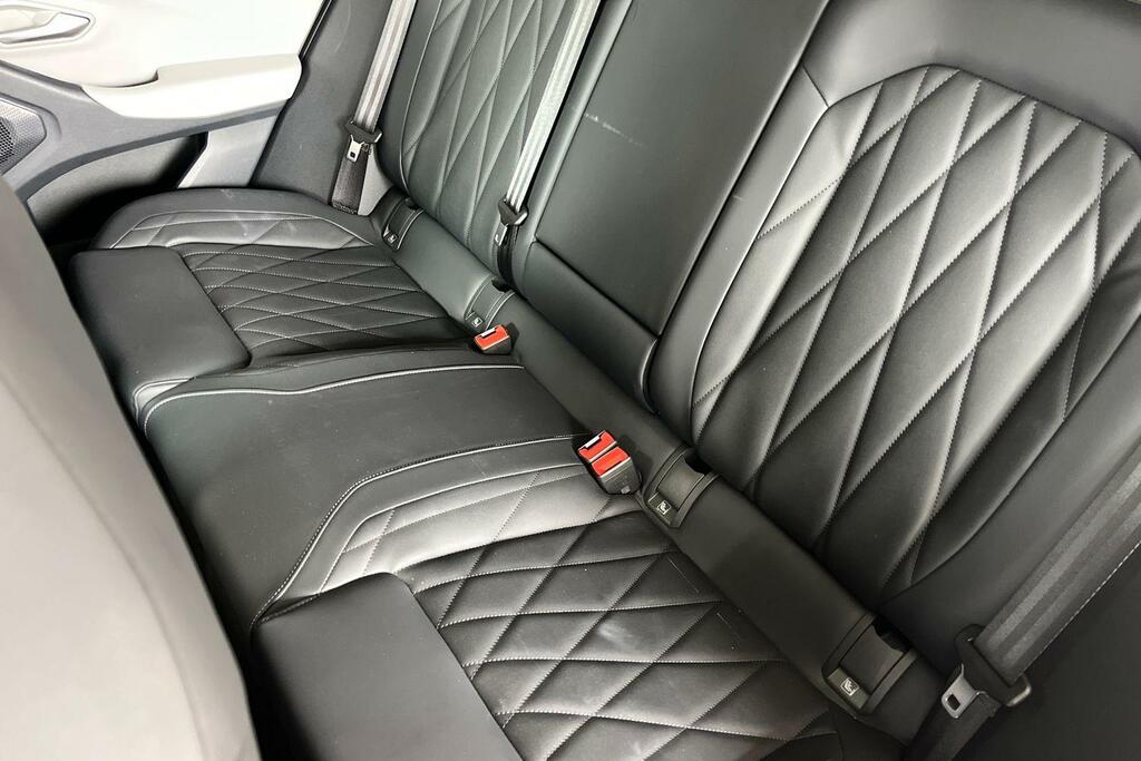 Ford Explorer 210Kw Select 77Kwh 2025 Grey #20