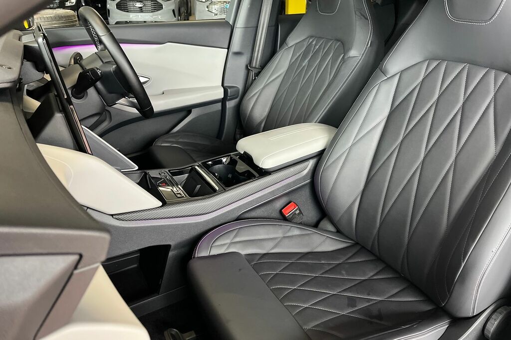 Ford Explorer 210Kw Select 77Kwh 2025 Grey #19