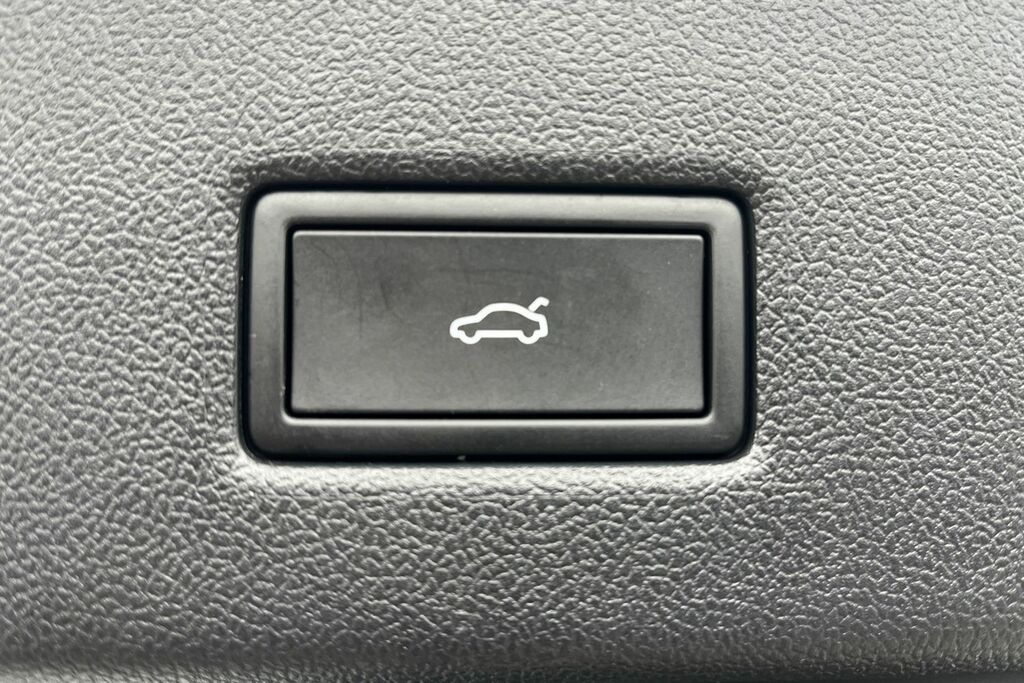 Ford Explorer 210Kw Select 77Kwh 2025 Grey #23