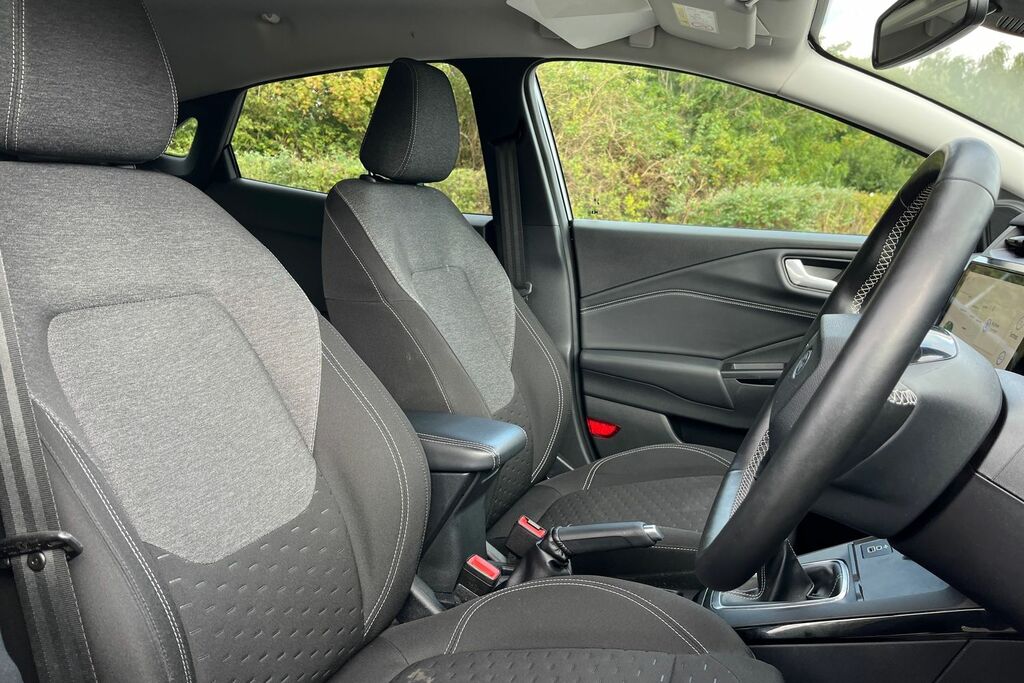 Ford Puma St-line X White #17