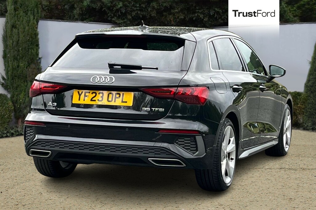 Audi A3 1.5 Tfsi 35 S Line Sportback Eur Black #4