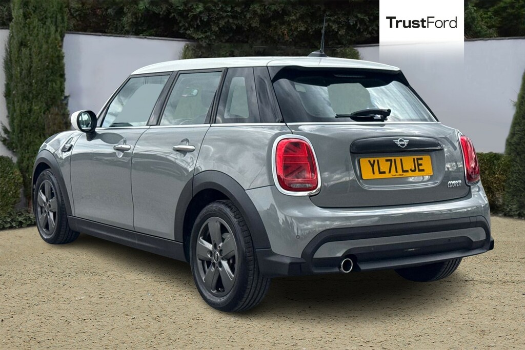 Mini Hatch 1.5 Cooper Classic Hatchback Wi Grey #2