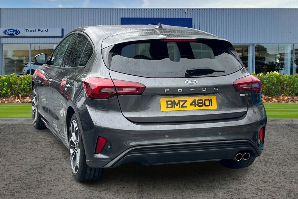 Ford Focus 1.0 Ecoboost Hybrid Mhev 155 St-line X Grey #2