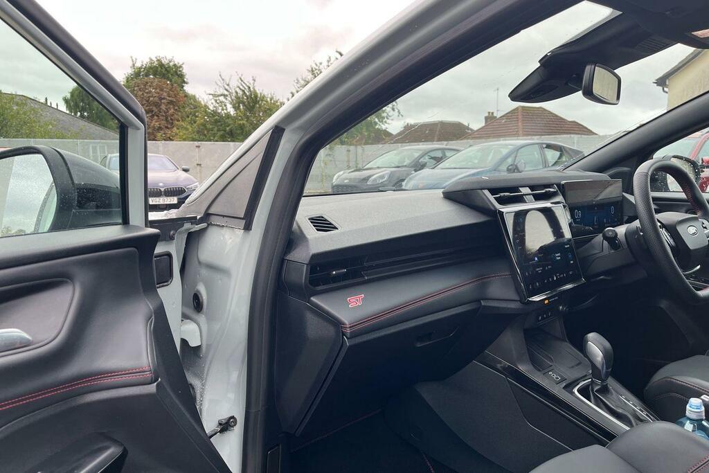 Ford Puma Premium Black #22
