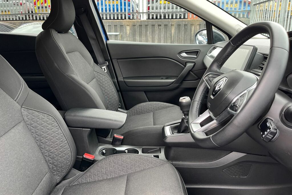 Renault Captur 1.6 E-tech Full Hybrid 145 Esprit Alpine Black #16