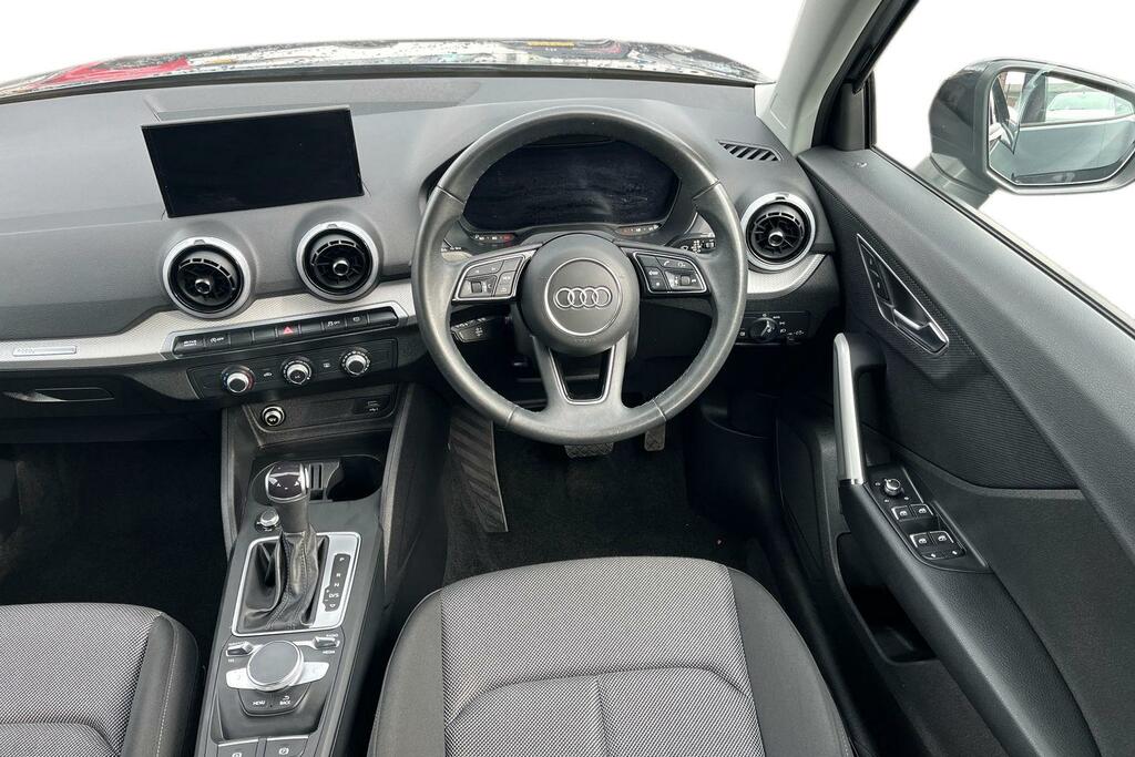 Audi Q2 35 Tfsi S Line Red #11
