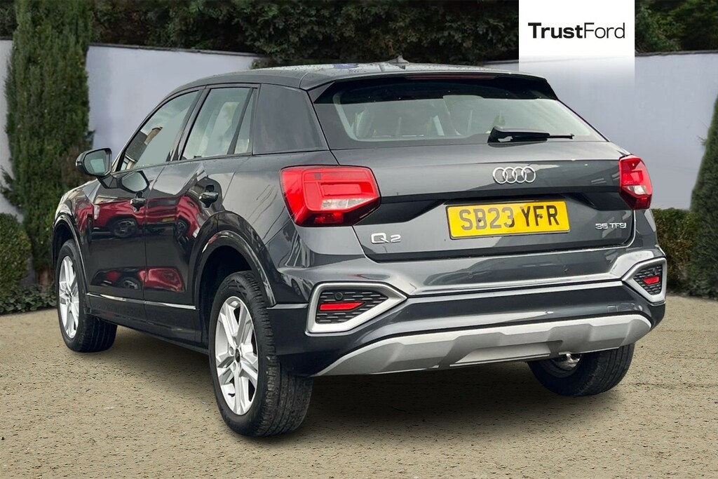 Audi Q2 35 Tfsi Sport S Tronic Grey #2