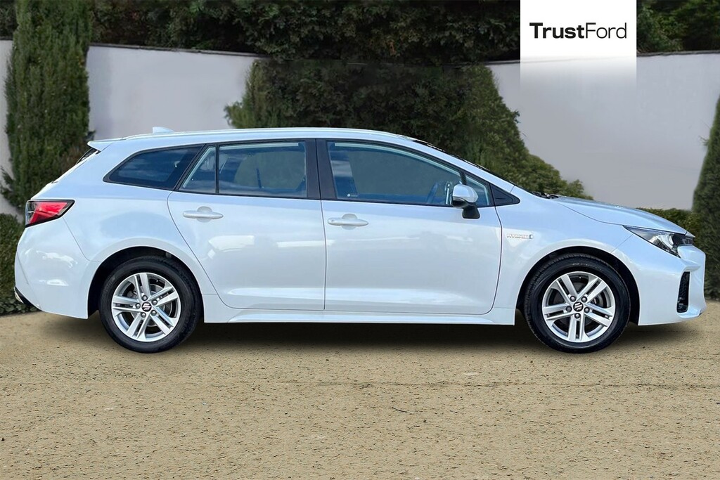 Suzuki Swace 1.8H Motion Estate Hybrid Cvt Euro 6 S White #3