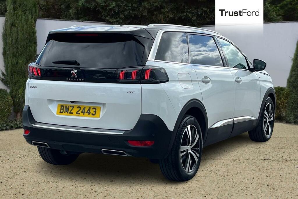 Peugeot 5008 1.5 Bluehdi Gt Eat8 White #4