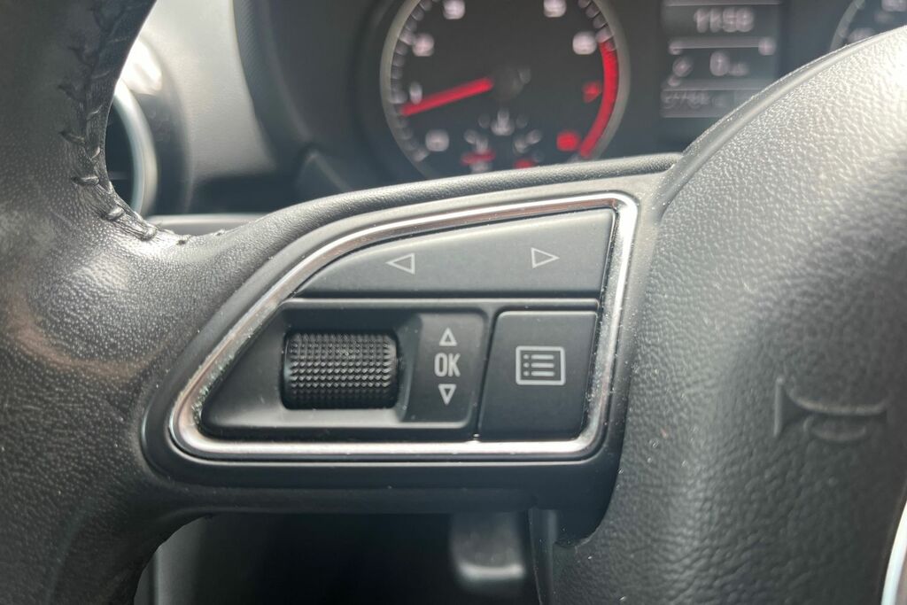 Audi A1 1.4 Tfsi Sport Black #36