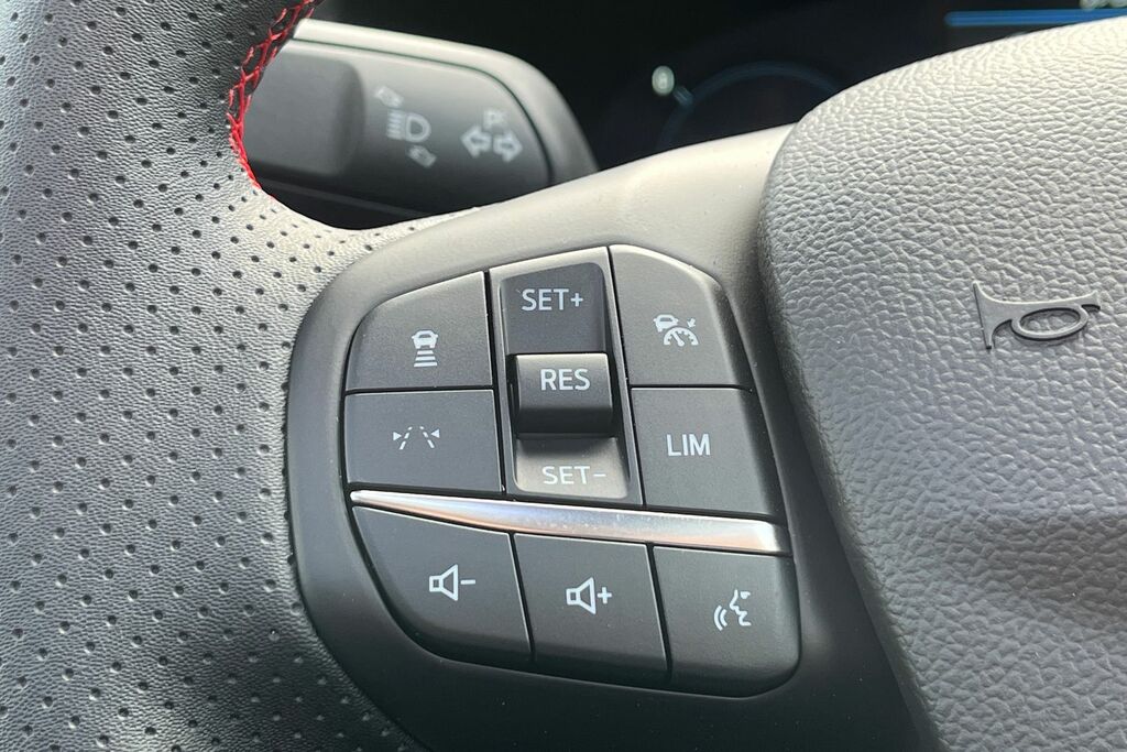 Ford Kuga 2.5 Phev St-line Cvt White #35