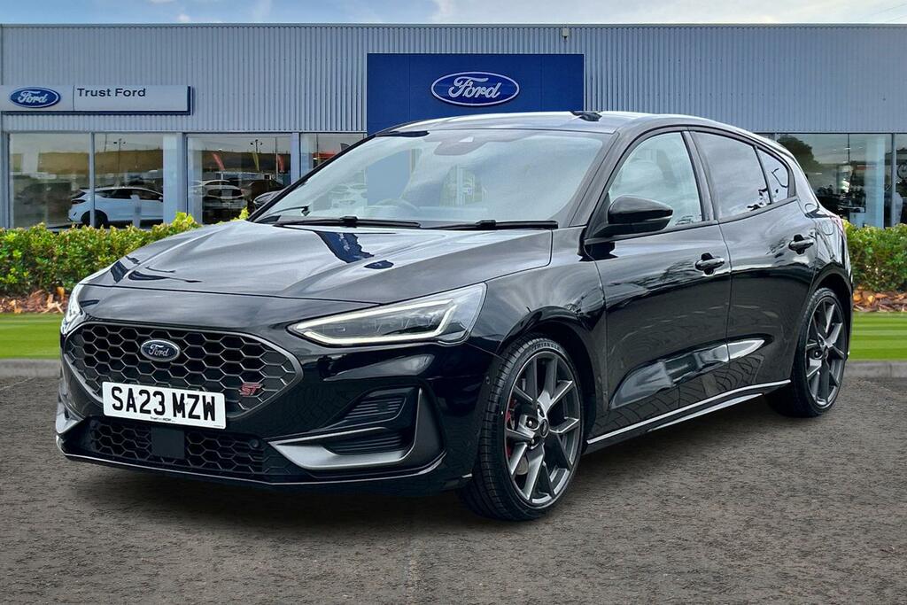 Ford Focus 2.3T Ecoboost St Hatchback Euro 6 Black #5