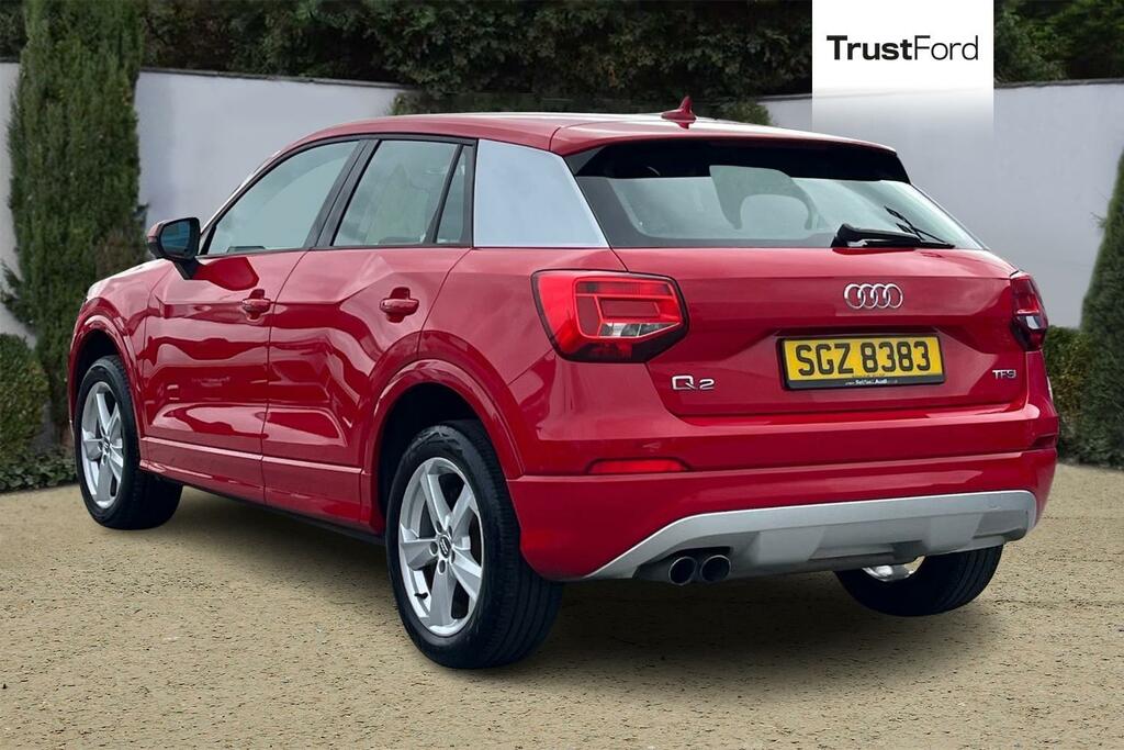 Audi Q2 1.4 Tfsi Sport Red #2
