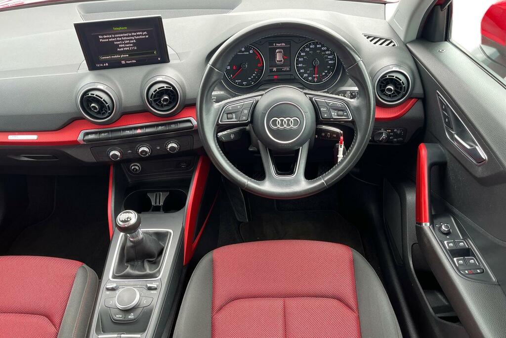 Audi Q2 Tdi Sport Black #11