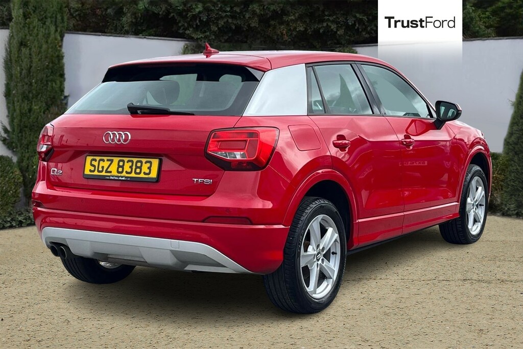 Audi Q2 1.4 Tfsi Sport Red #4